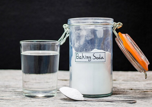 khử mùi cơ thể bằng baking soda 
